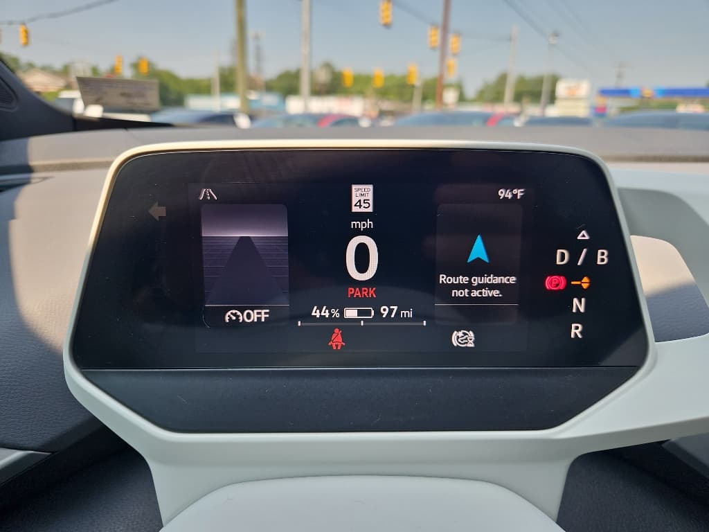 2021 Volkswagen ID.4 view 10