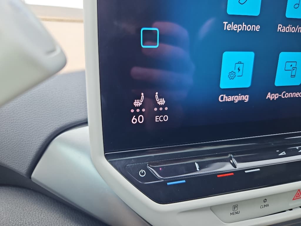 2021 Volkswagen ID.4 view 15