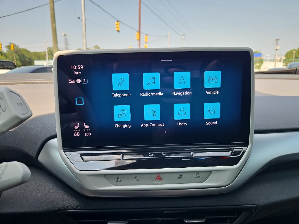 2021 Volkswagen ID.4 view 11