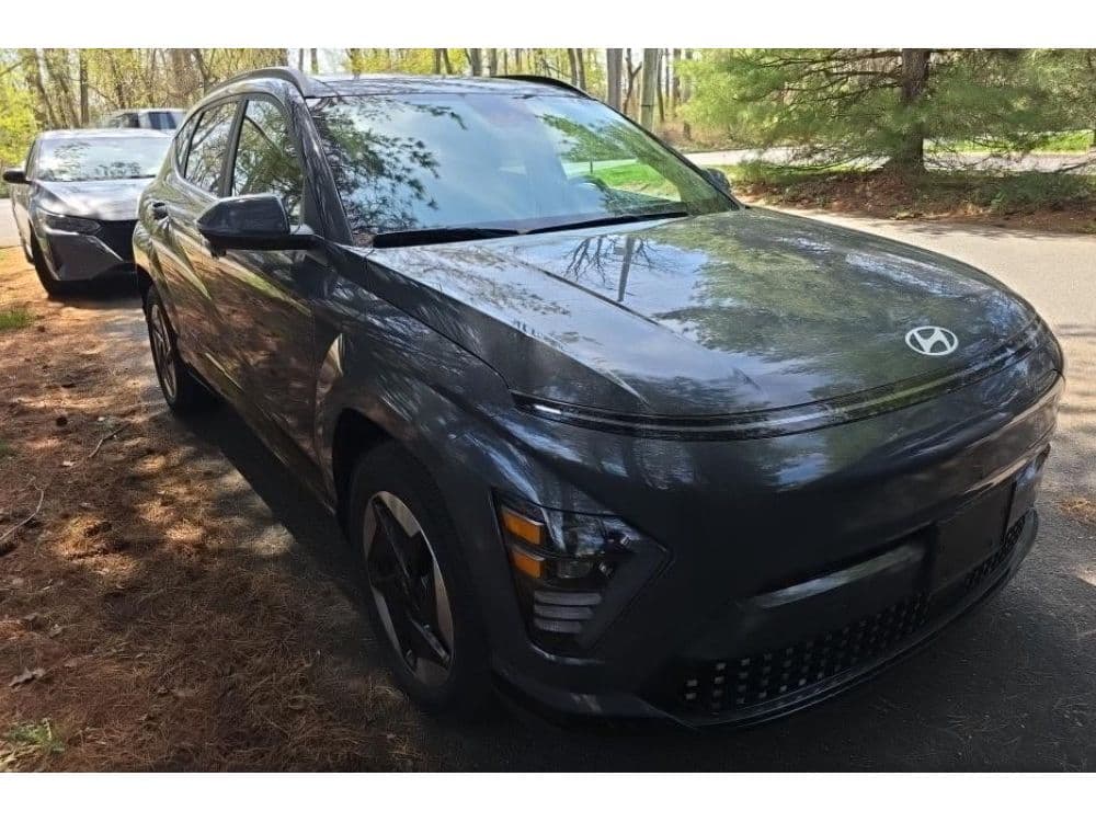 2024 Hyundai Kona view 2