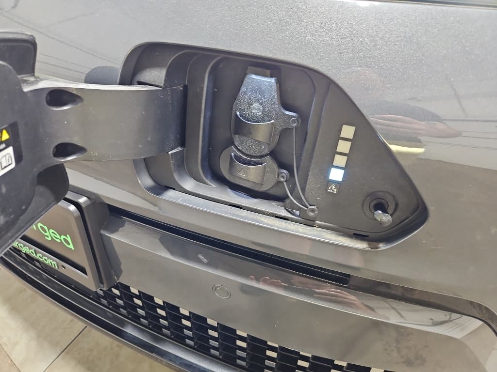 2024 Hyundai Kona view 5