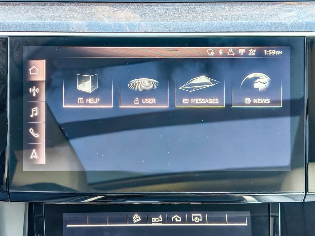 2019 Audi e-tron view 14