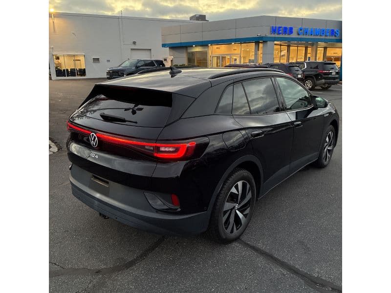 2023 Volkswagen ID.4 view 3