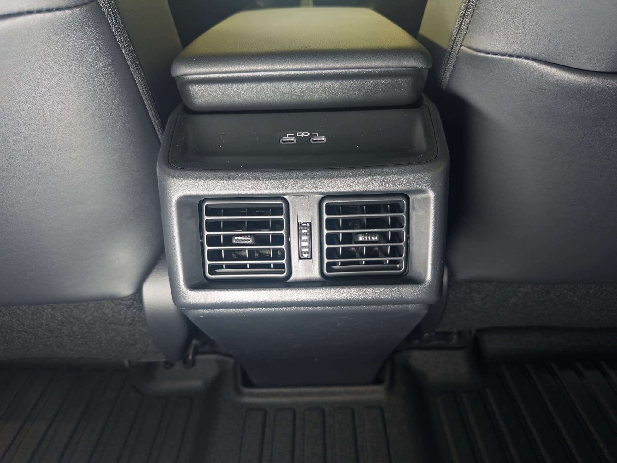 2026 Toyota bZ view 23