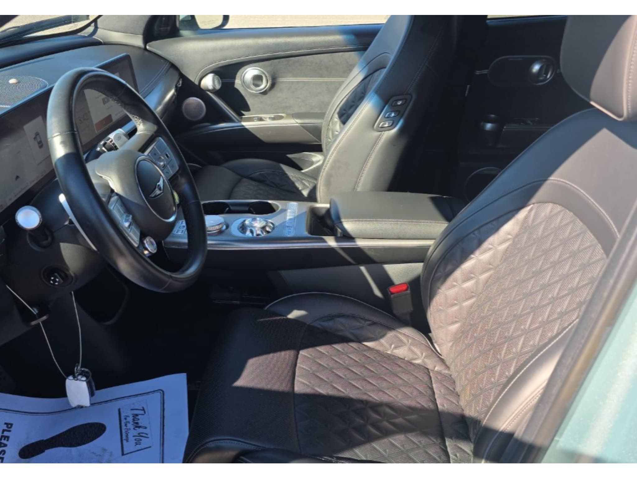 2023 Genesis GV60 view 5