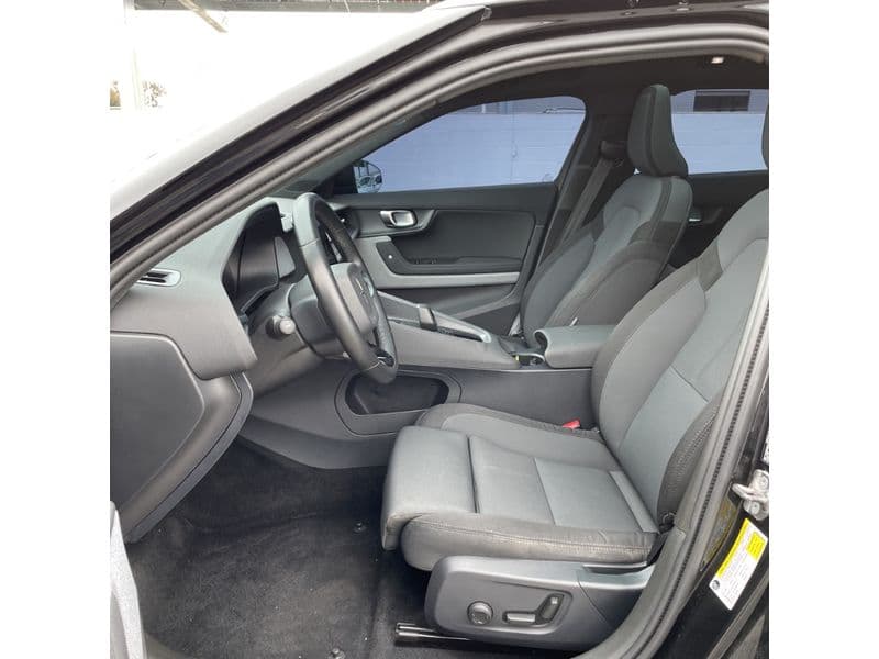2021 Polestar Polestar 2 view 3