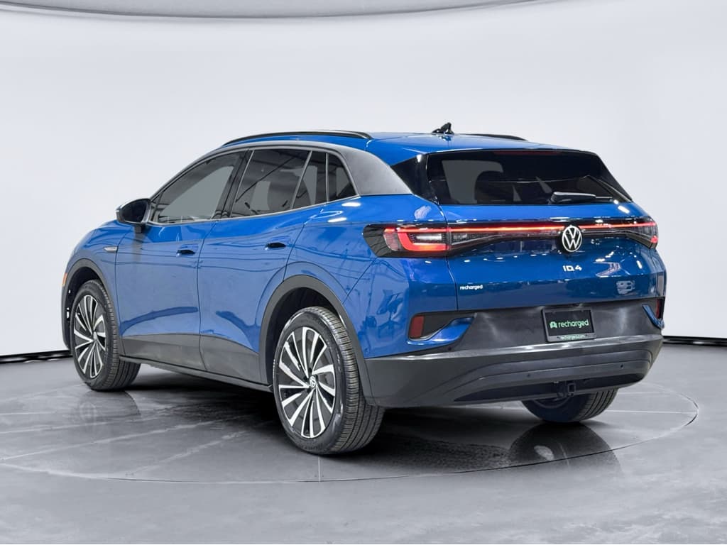 2025 Volkswagen ID.4 view 2