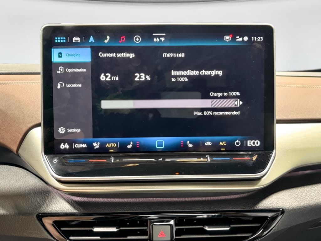 2025 Volkswagen ID.4 view 12