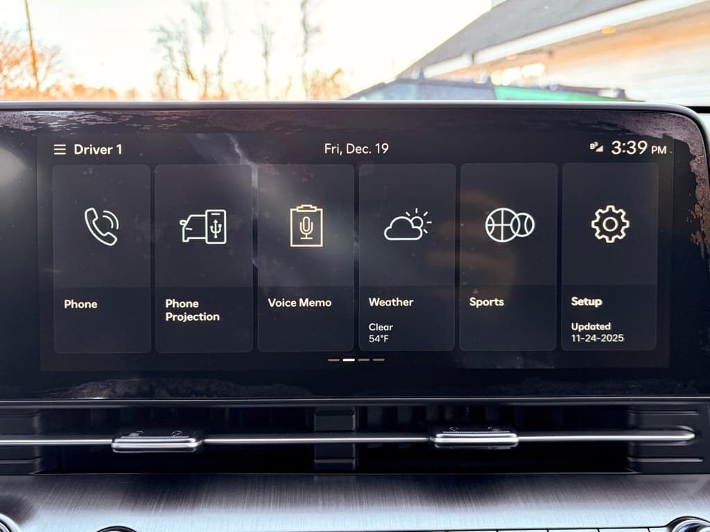 2024 Hyundai Kona view 11