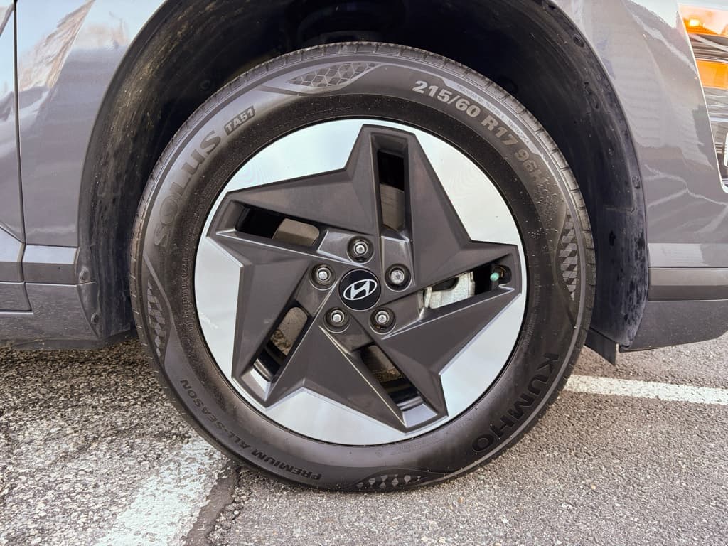 2024 Hyundai Kona view 30