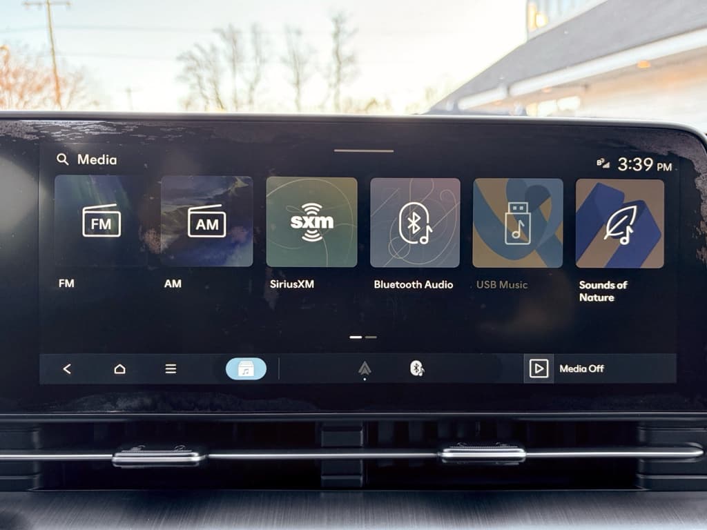 2024 Hyundai Kona view 13