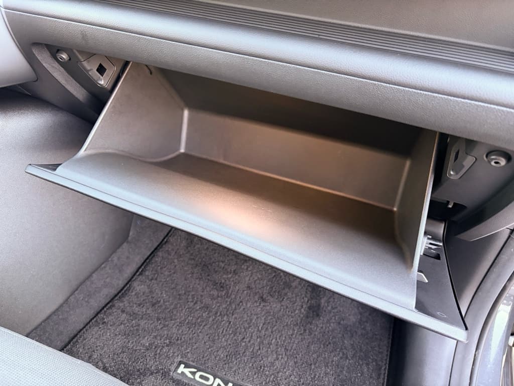 2024 Hyundai Kona view 20