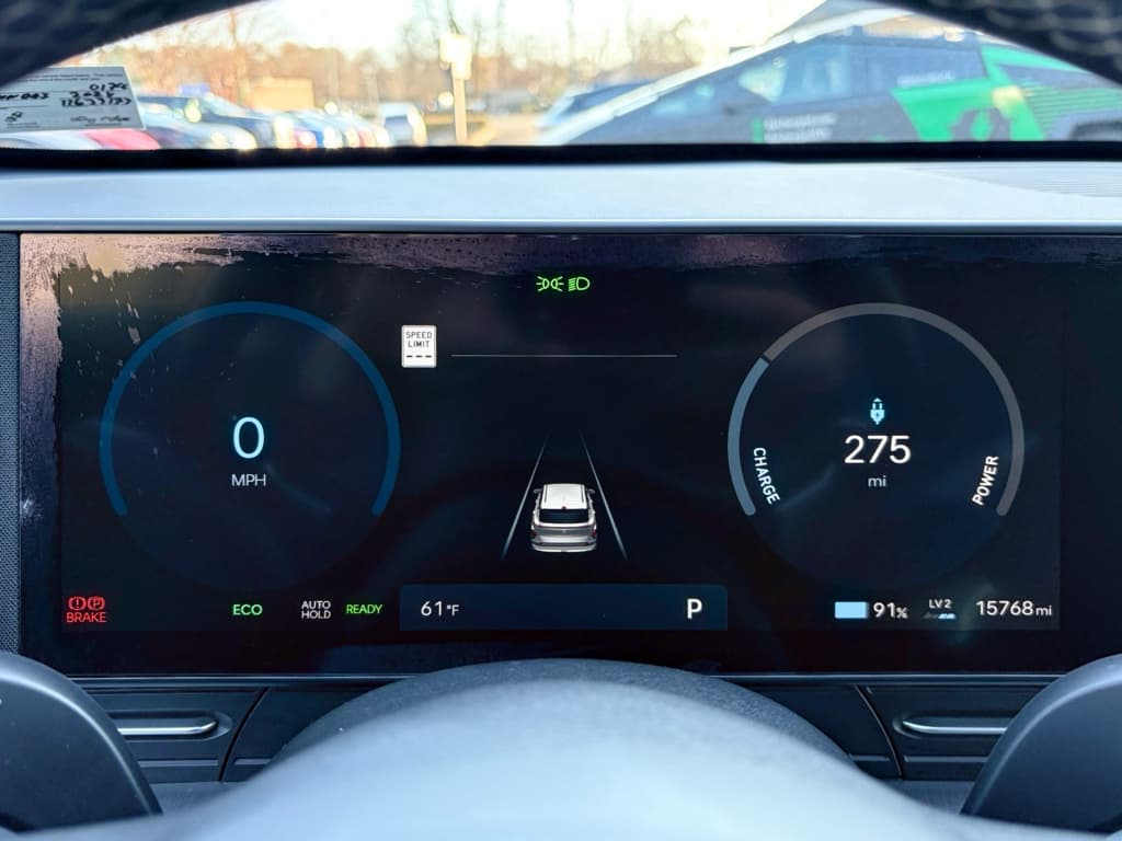 2024 Hyundai Kona view 9