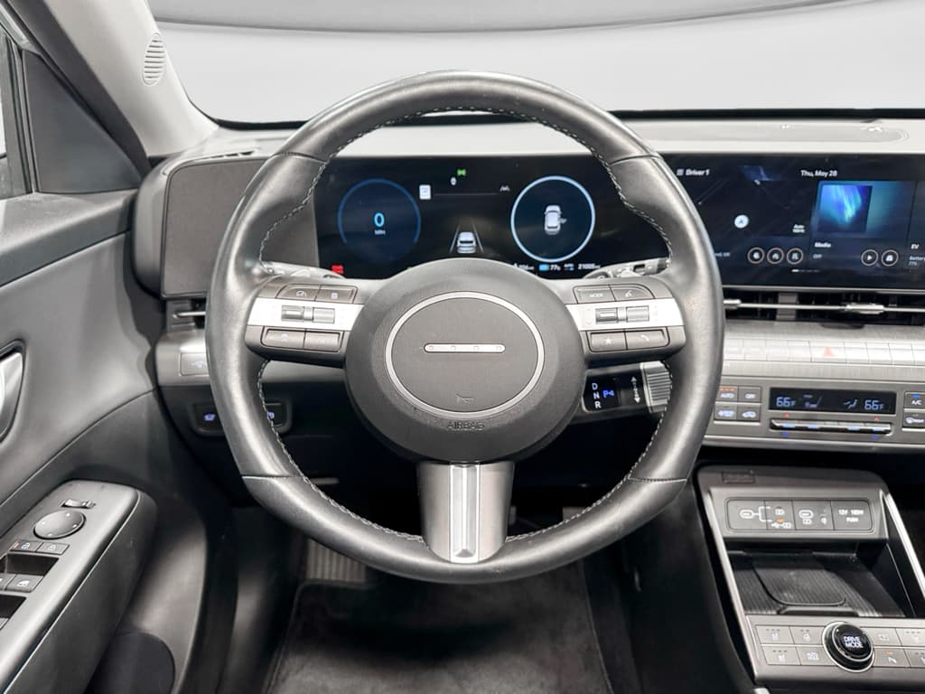 2024 Hyundai Kona view 9