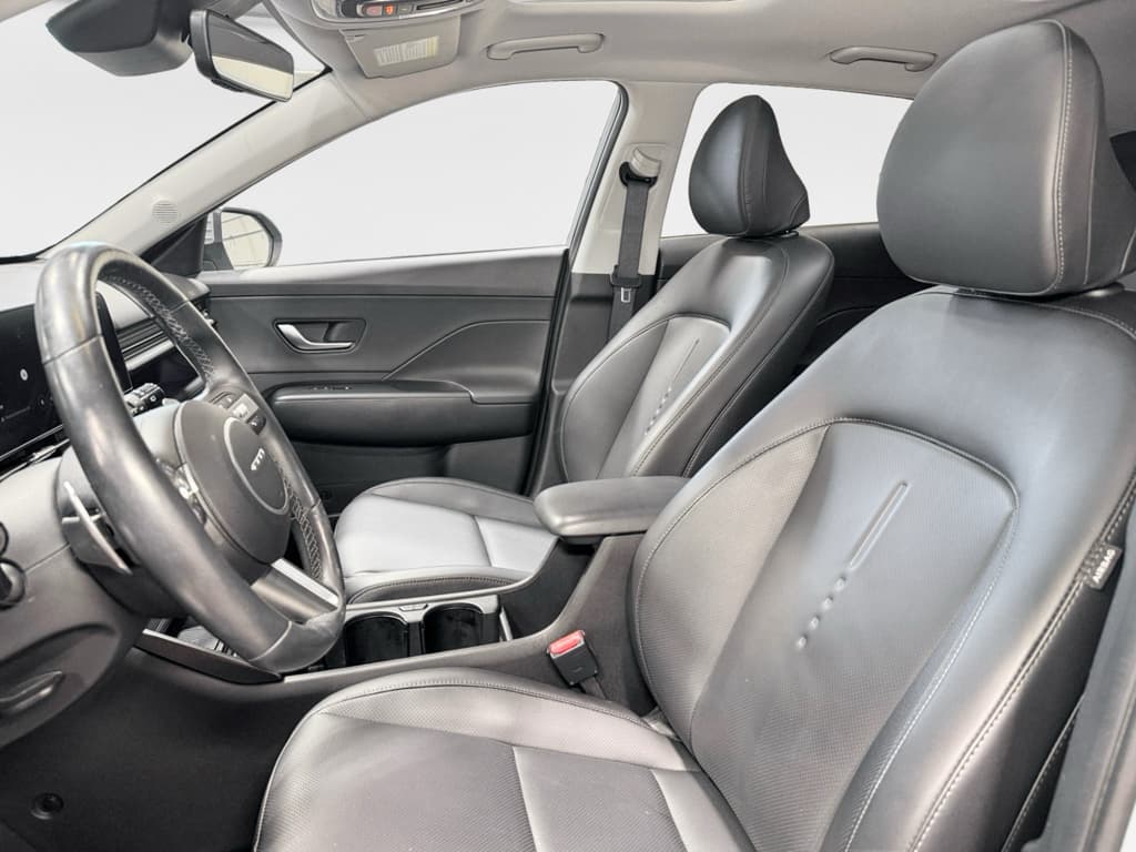 2024 Hyundai Kona view 18
