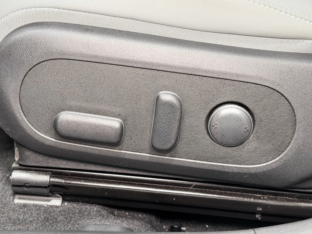 2024 Hyundai Kona view 6