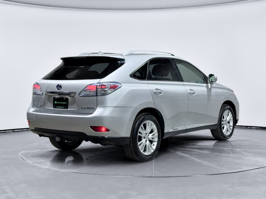 2010 Lexus RX 450h view 3