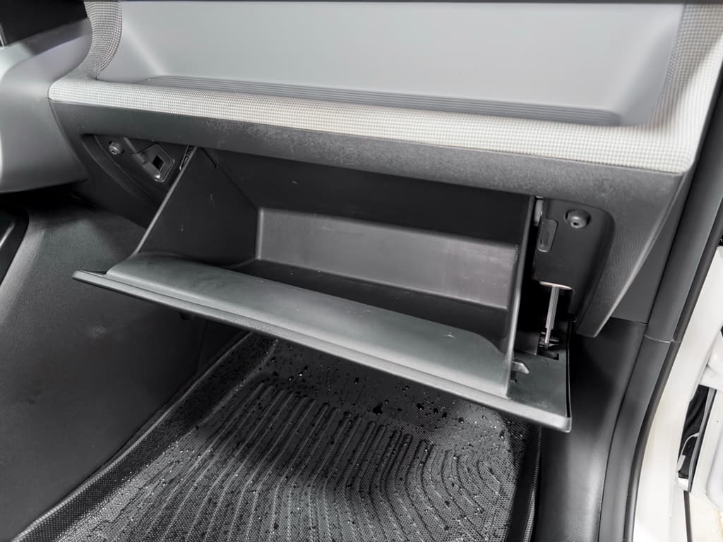 2024 Hyundai Kona view 20