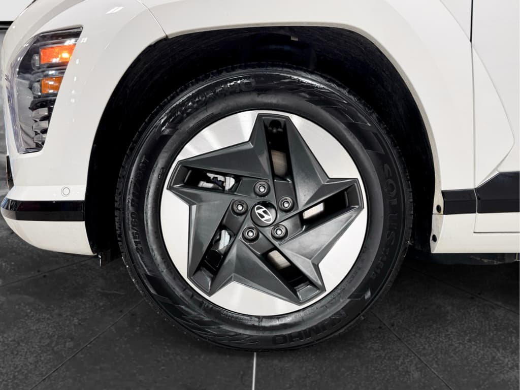 2024 Hyundai Kona view 31