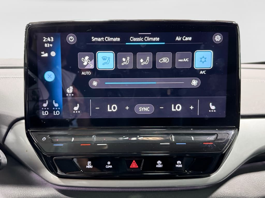 2023 Volkswagen ID.4 view 13