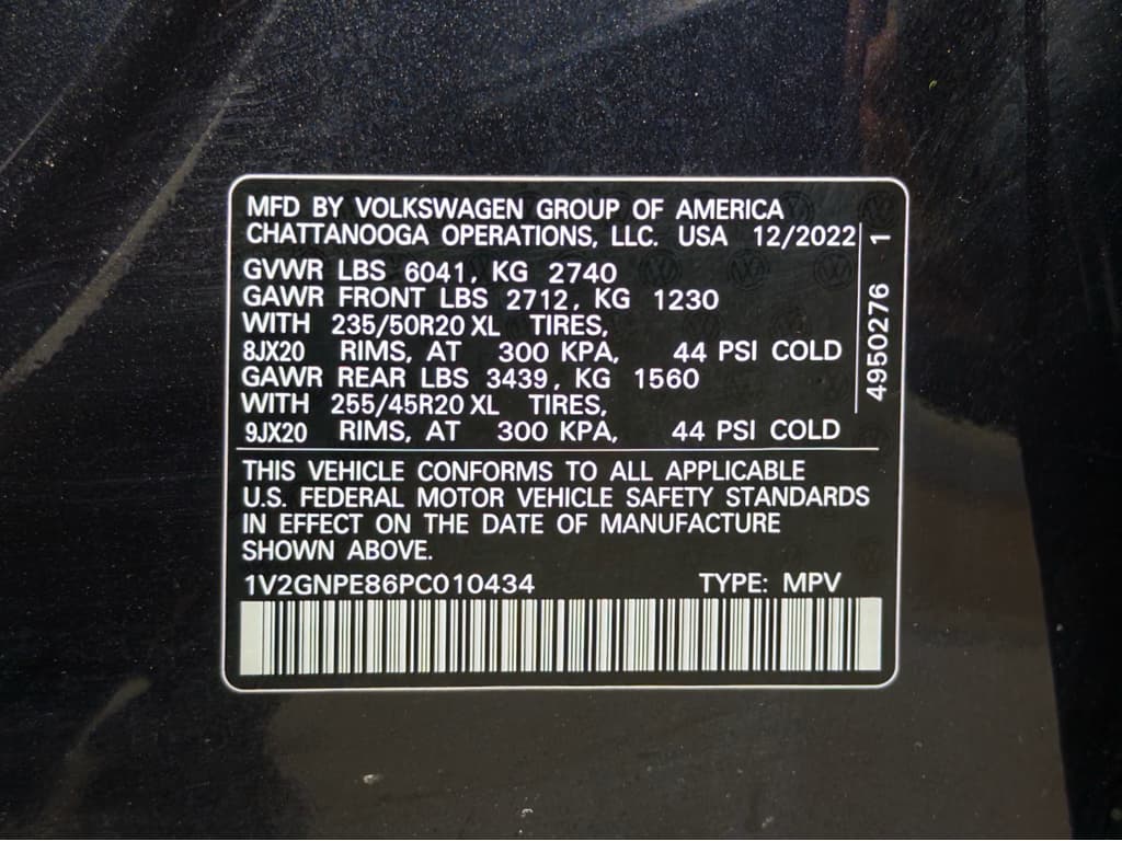 2023 Volkswagen ID.4 view 27