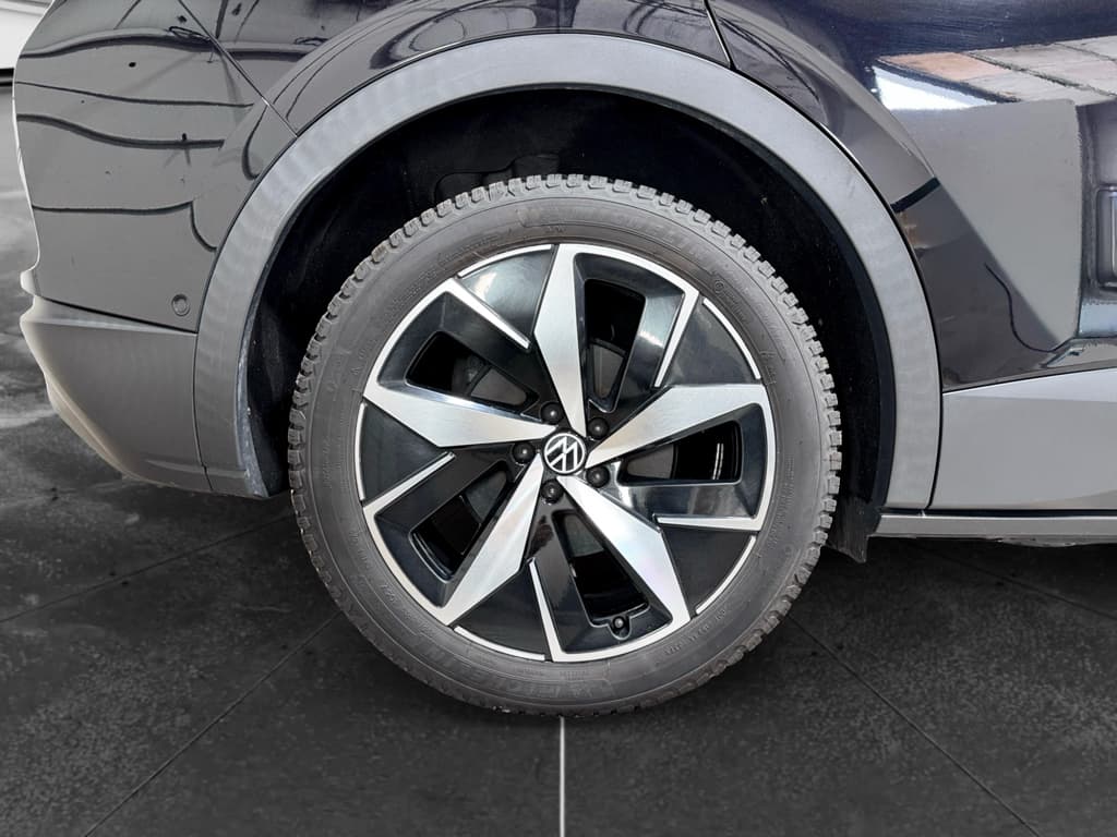 2023 Volkswagen ID.4 view 35