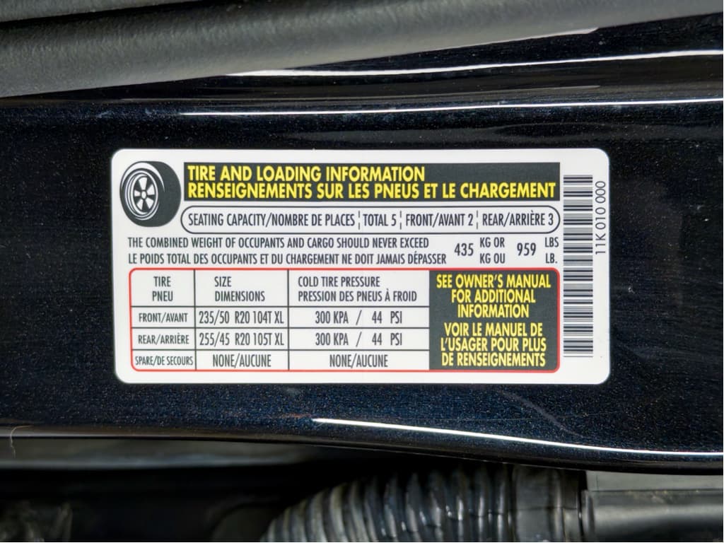 2023 Volkswagen ID.4 view 28