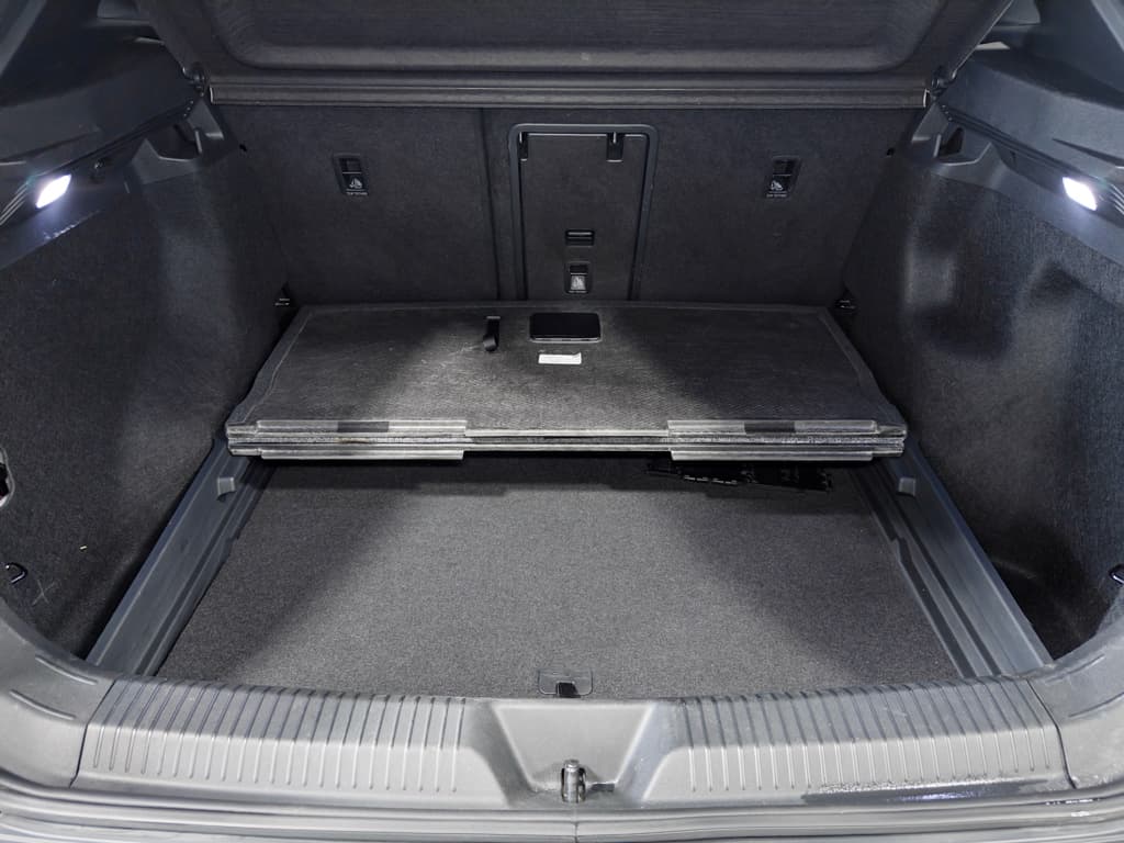 2023 Volkswagen ID.4 view 26