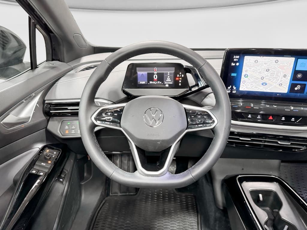 2023 Volkswagen ID.4 view 8