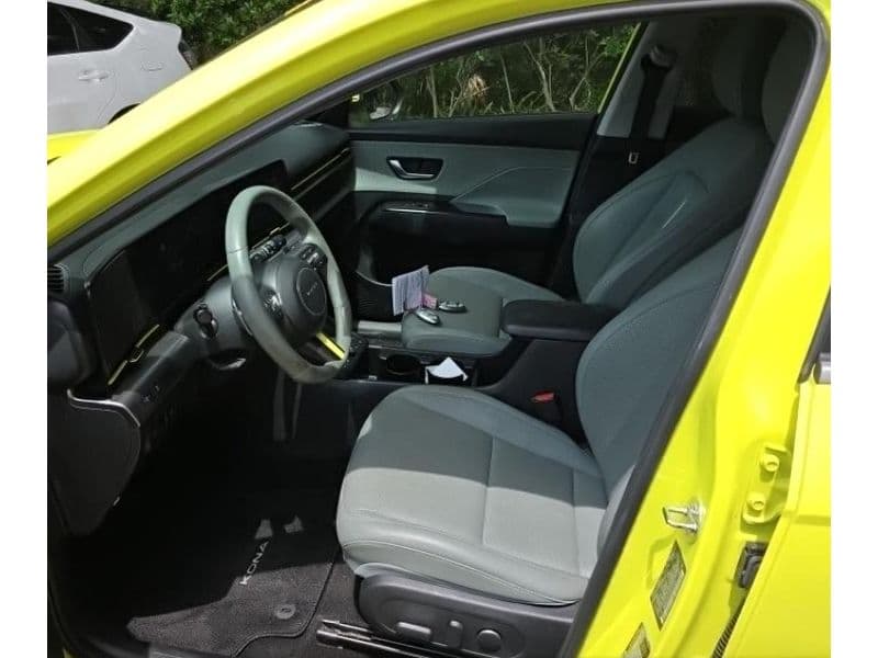 2024 Hyundai Kona view 5