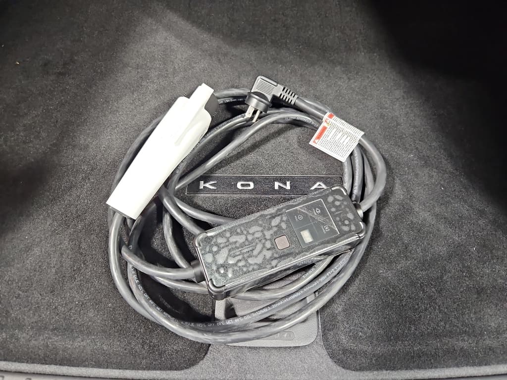 2024 Hyundai Kona view 6