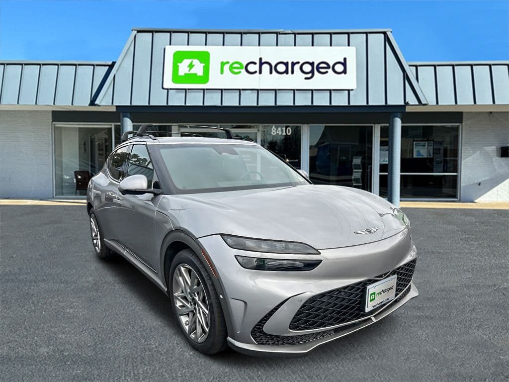 2023 Genesis GV60 view 4