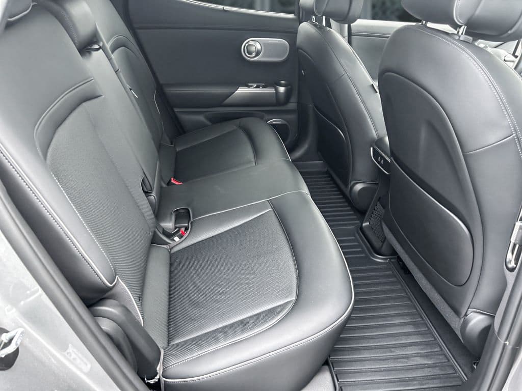 2023 Genesis GV60 view 19