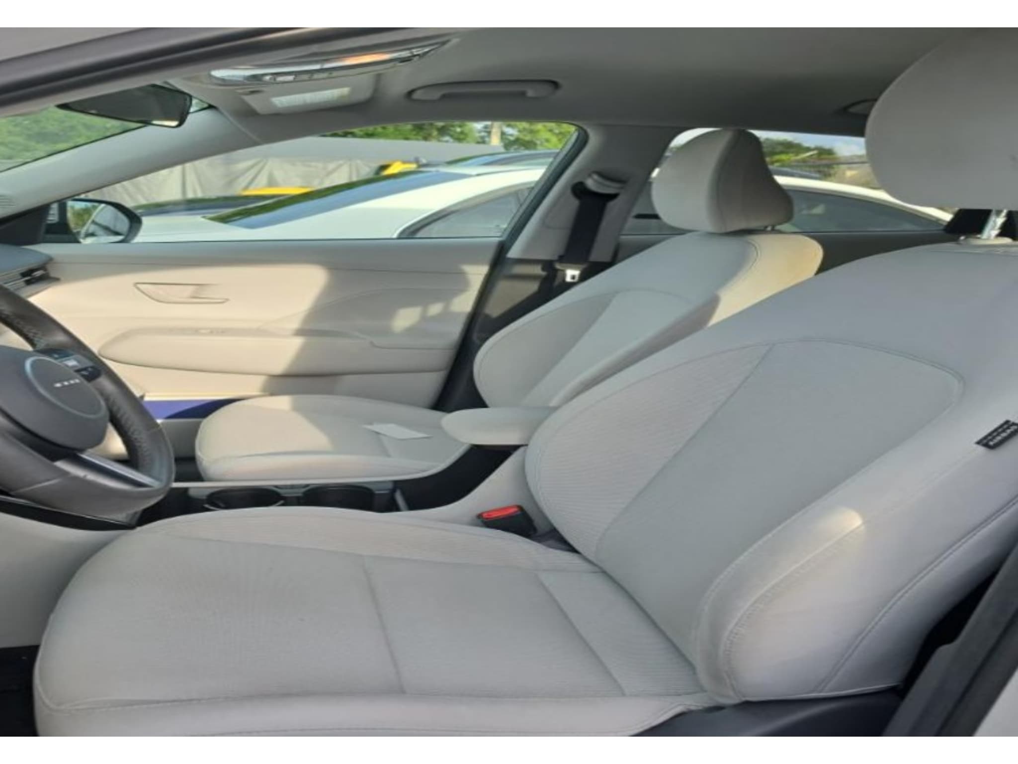 2024 Hyundai Kona view 5