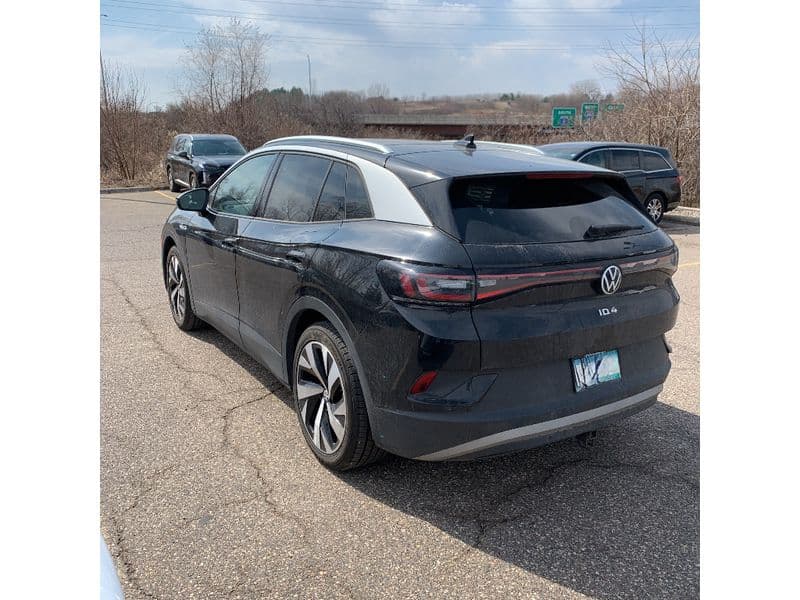 2021 Volkswagen ID.4 view 3