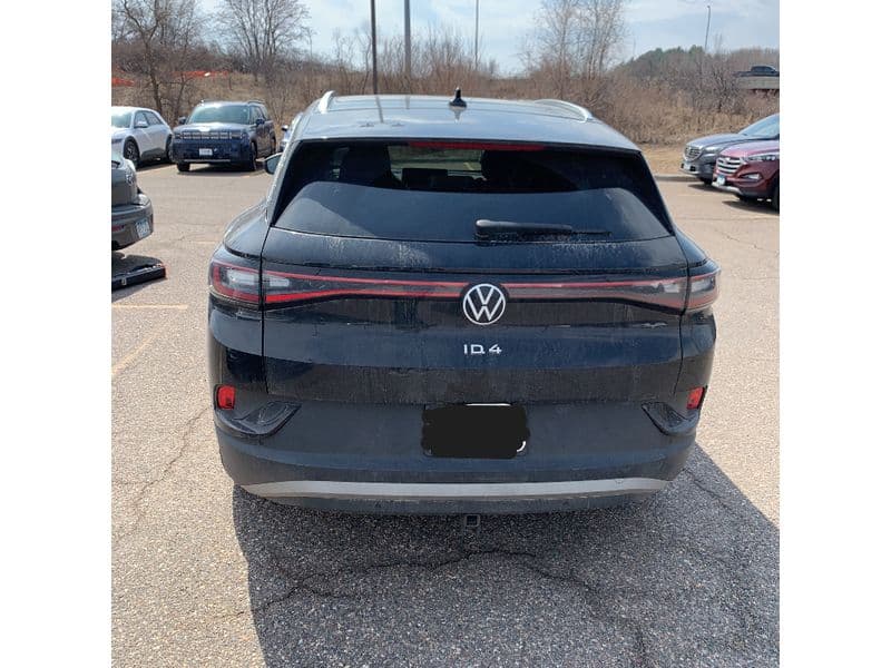 2021 Volkswagen ID.4 view 4