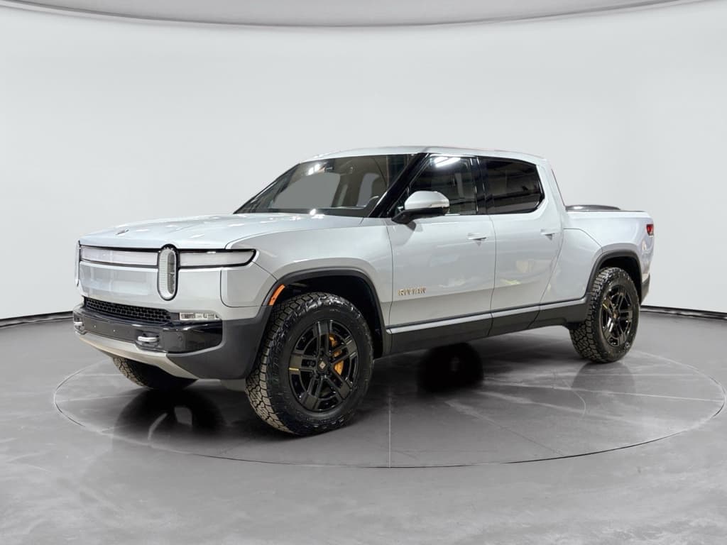 2022 Rivian R1T view 1