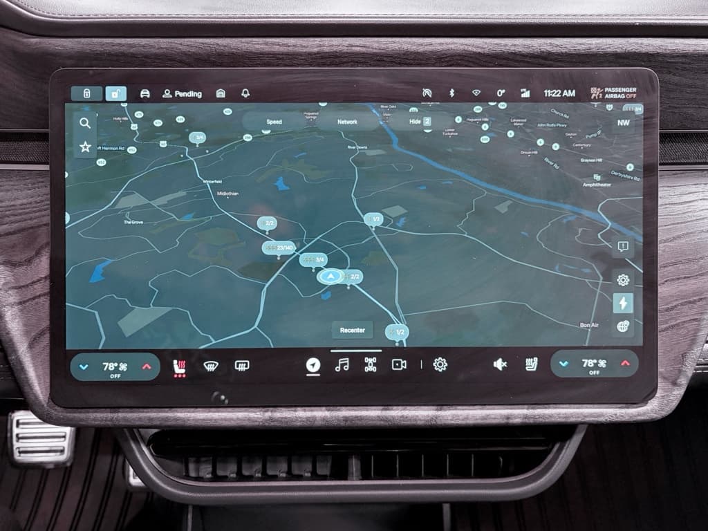 2022 Rivian R1T view 14