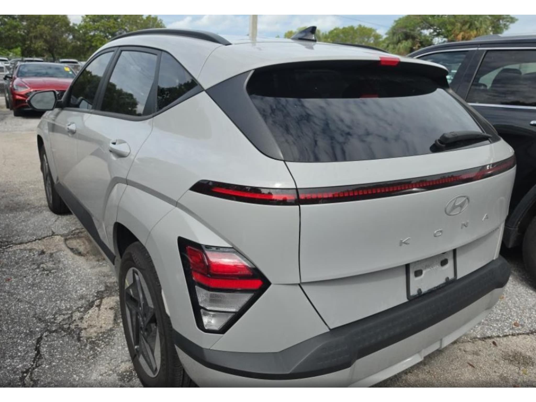 2024 Hyundai Kona view 4