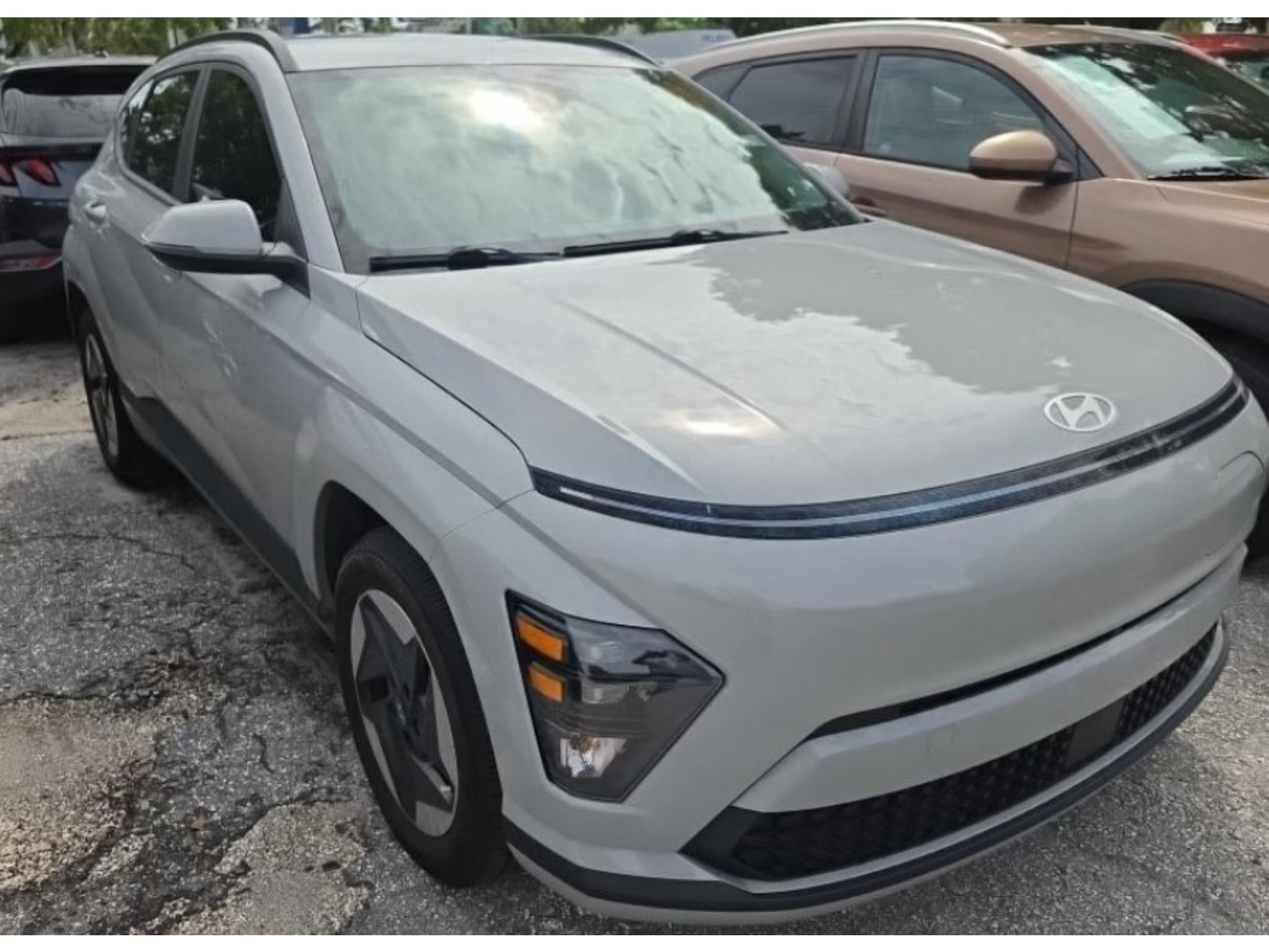 2024 Hyundai Kona view 2