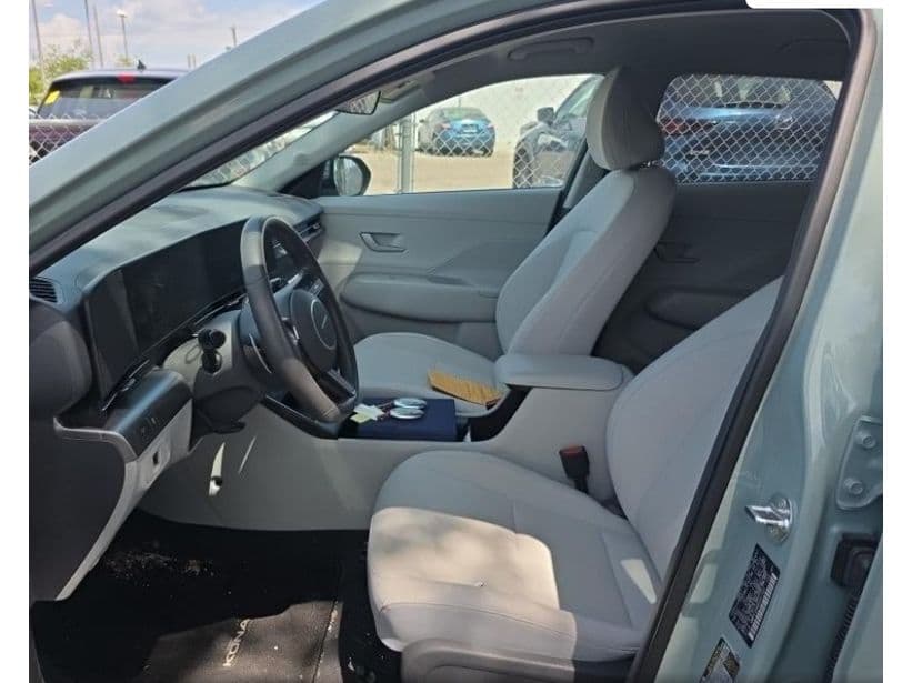 2024 Hyundai Kona view 5
