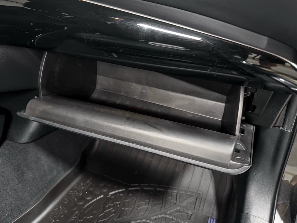 2017 Toyota Prius Prime view 21