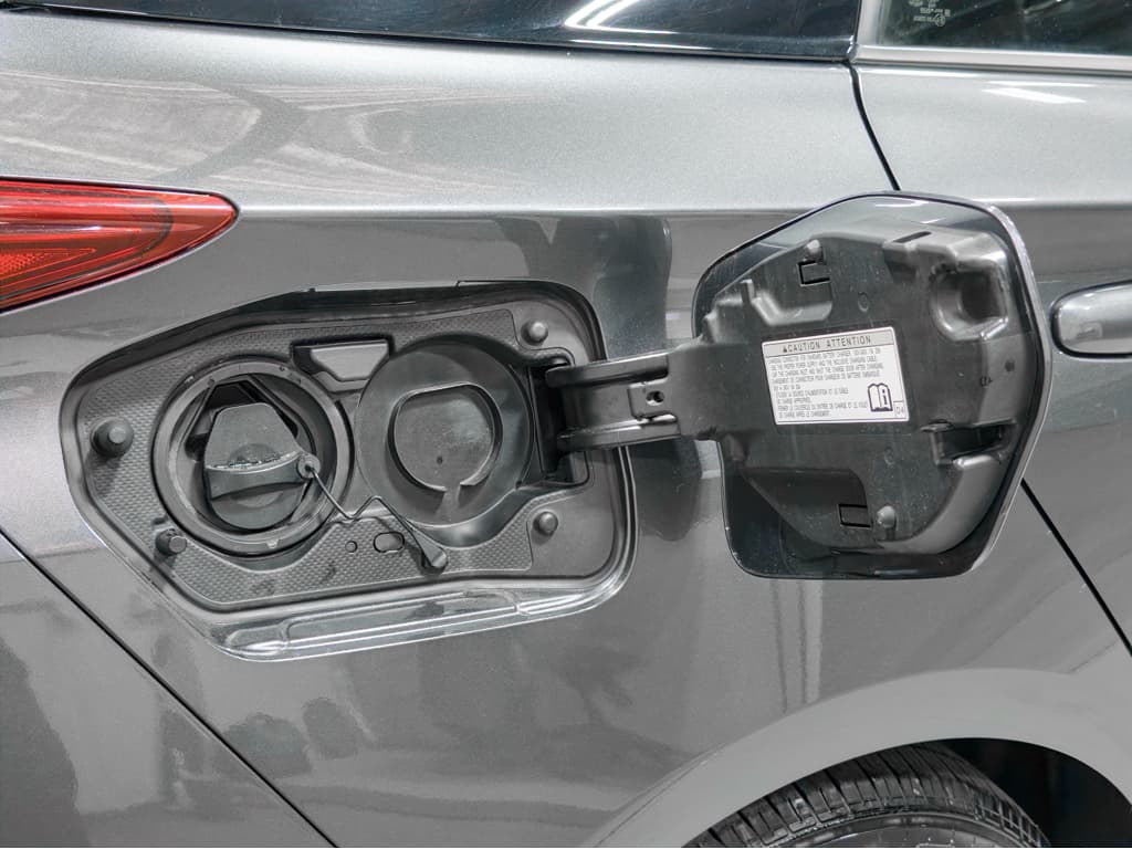 2017 Toyota Prius Prime view 5