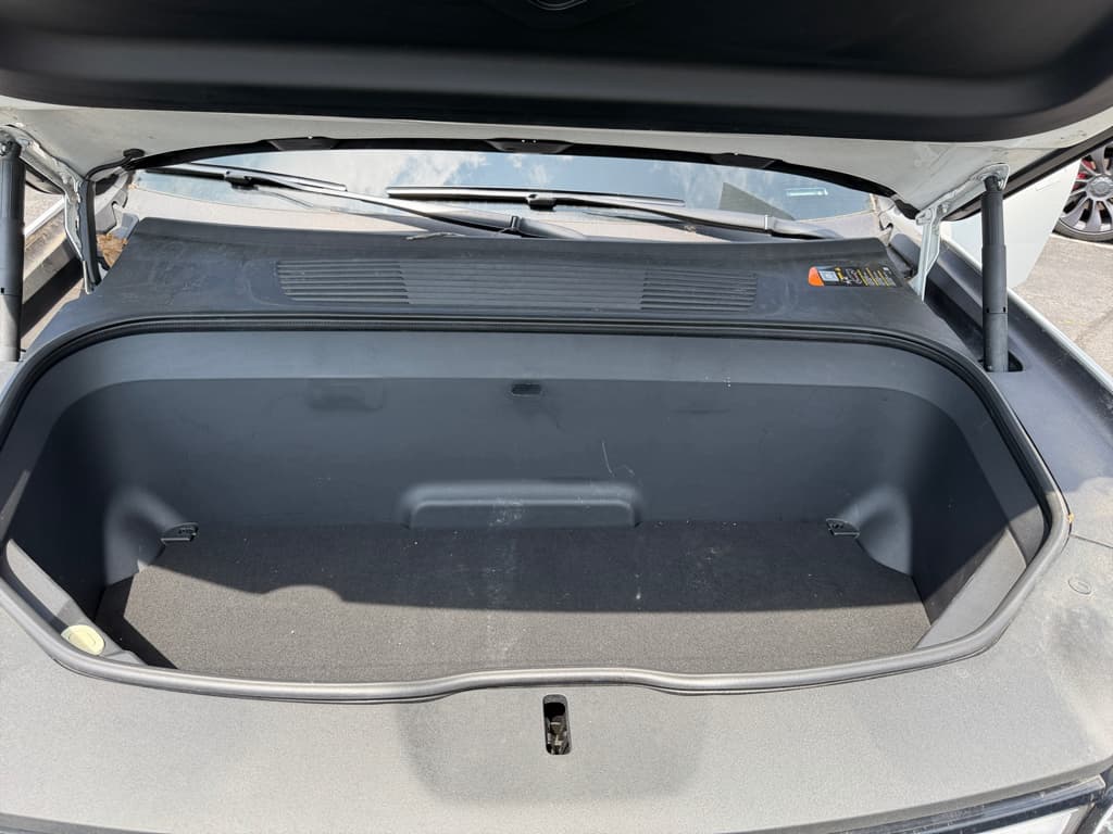 2022 Rivian R1T view 7