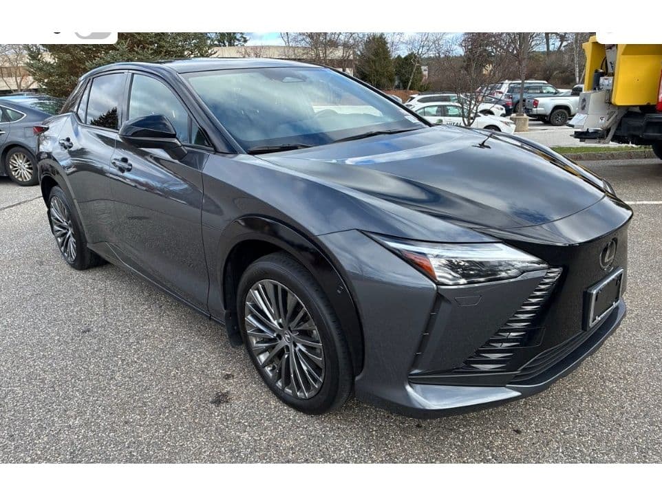 2023 Lexus RZ 450e view 2