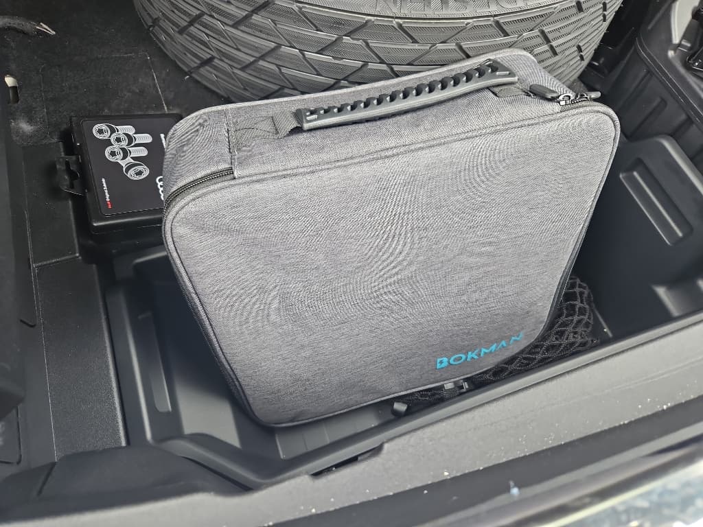 2021 Audi e-tron Sportback view 6