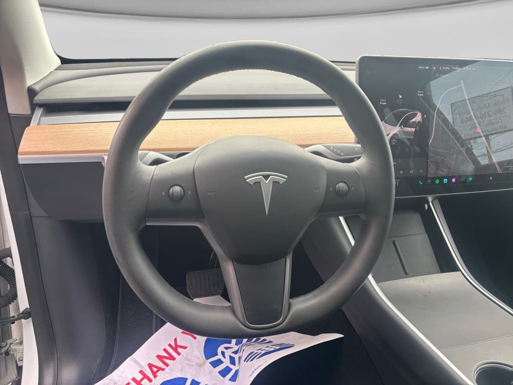 2020 Tesla Model Y view 5