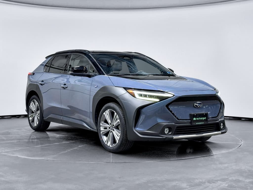 2023 Subaru Solterra view 4