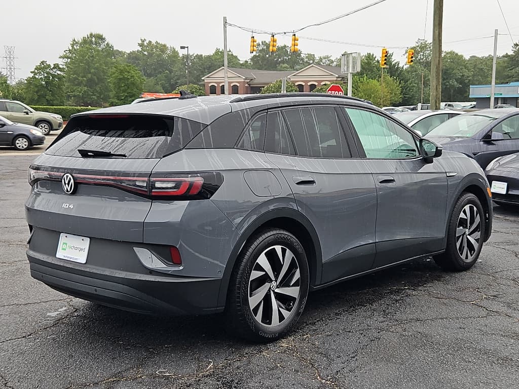 2023 Volkswagen ID.4 view 3