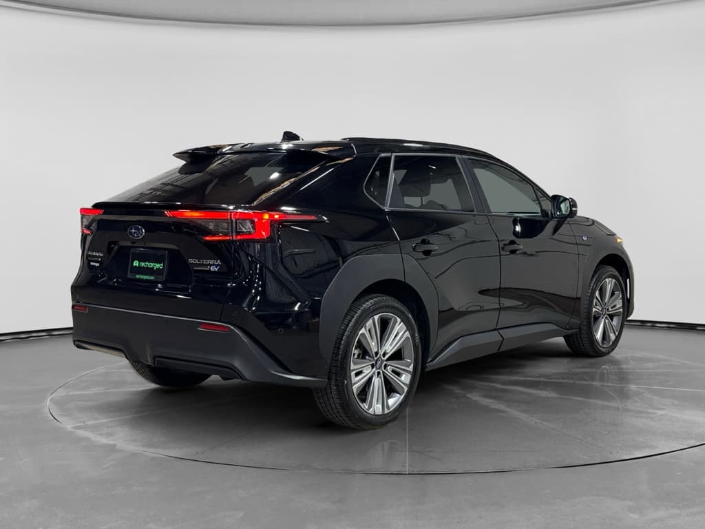 2023 Subaru Solterra view 3